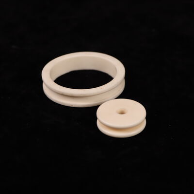 انبساط حرارتی 8.9 X 10-6 K اکسید آلومینیوم گندم ارائه 3.75-3.9g cm3 و ثابت دی الکتریک 9.6 ایده آل برای اجزای مکانیکی