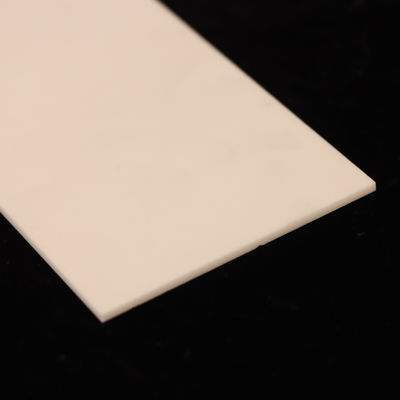 مقاومت دی الکتریک 18-20 کیلوولت بر میلی‌متر، سرامیک اکسید آلومینیوم برای عملکرد و مقاومت فشاری 3000 مگاپاسکال