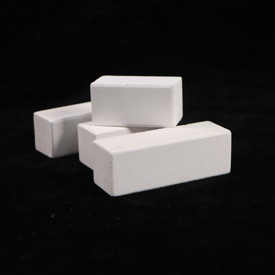 مقاومت خرد کردن سرد بیشتر از 90MPA کوره پست های ساخته شده از کورندوم مولیت و تراکم 2.8gcm3 طراحی شده برای عملکرد در سیستم کوره های صنعتی